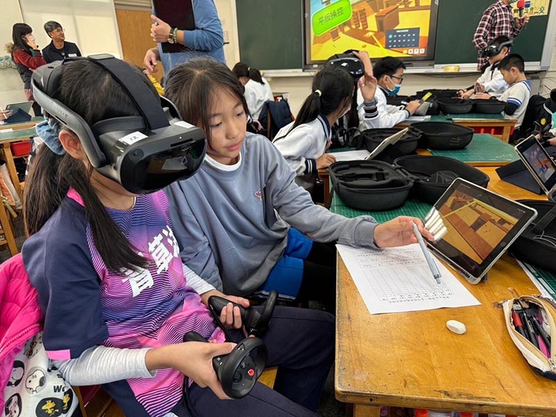 竹市推5G、VR新科技公開觀議課 高虹安：培養師生數位應用能力
