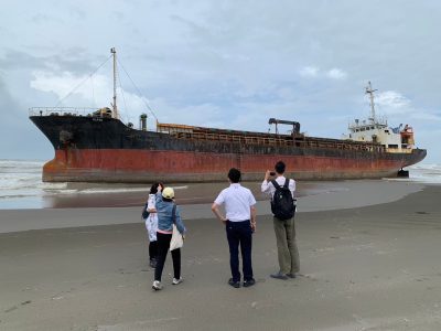 航港局已完成2艘遭凱米颱風肆虐船隻油污抽除作業