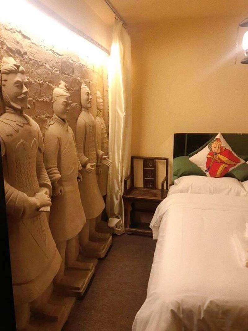 位於西安的「兵馬俑酒店」主題民宿，在陸網引發討論。圖／取自紅星新聞