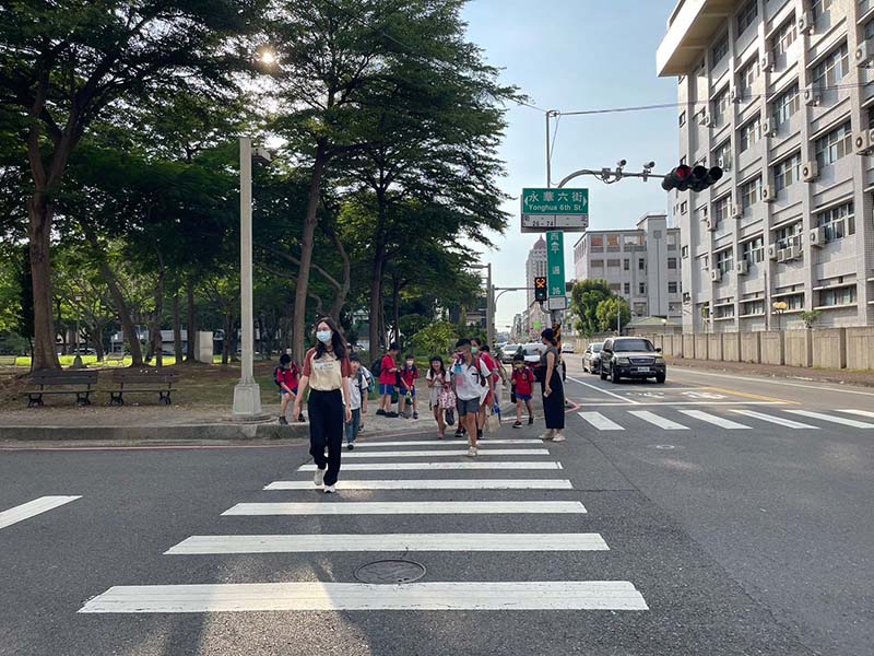 「百大路口安全行動」工程達標 黃市長期勉道安團隊再接再厲